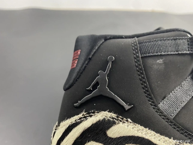 INSTINCT AIR ANIMAL 11 JORDAN AR0715-010 0719